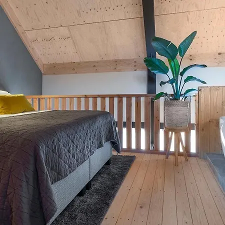 Vakantiehuis Lennepserf - De Hoeven Vesen